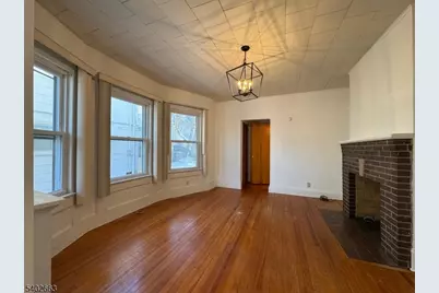 4 Claremont Pl #1, Montclair, NJ 07042 - Photo 12