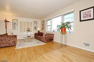 18 Schirra Dr, Wanaque, NJ 07465 - Photo 6