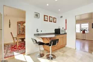 18 Schirra Dr, Wanaque, NJ 07465 - Photo 14