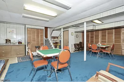 18 Schirra Dr, Wanaque, NJ 07465 - Photo 34