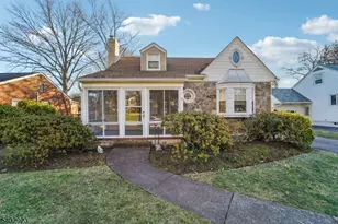 55 Victor Pl, Hawthorne, NJ 07506 - Photo 1