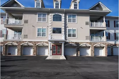 7 Cliff Rd #D3, Woodland Park, NJ 07424 - Photo 1