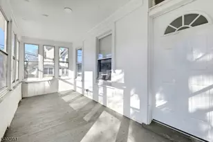 63 Wyckoff Ave, Waldwick, NJ 07463 - Photo 4