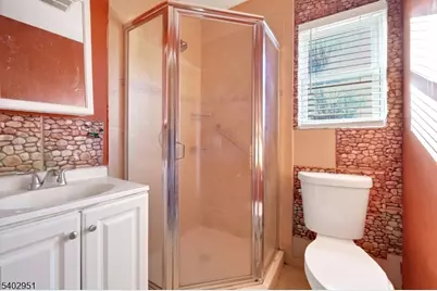 63 Wyckoff Ave, Waldwick, NJ 07463 - Photo 14