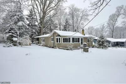 13 Pochuck Dr, Vernon, NJ 07461 - Photo 1
