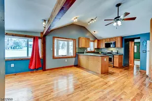 13 Pochuck Dr, Vernon, NJ 07461 - Photo 2