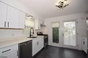 40 Glaser Ave, Raritan, NJ 08869 - Photo 2