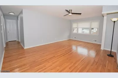 40 Glaser Ave, Raritan, NJ 08869 - Photo 16