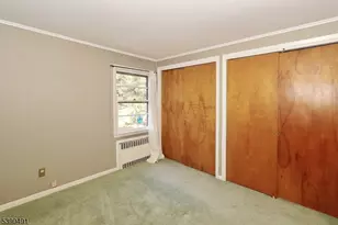 10 Red Maple Ln, Kenilworth, NJ 07033 - Photo 16