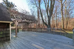 10 Red Maple Ln, Kenilworth, NJ 07033 - Photo 30