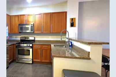 30 Freedomway #102, Jersey City, NJ 07305 - Photo 12