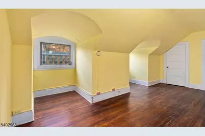 229 Ballantine Pkwy, Newark, NJ 07104 - Photo 24