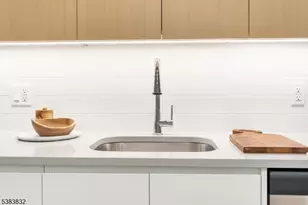 431 Dr Mlk Jr Blvd, East Orange, NJ 07018 - Photo 16