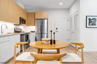 431 Dr Mlk Jr Blvd #522, East Orange, NJ 07018 - Photo 8