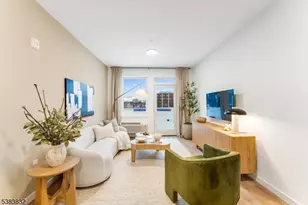 431 Dr Mlk Jr Blvd, East Orange, NJ 07018 - Photo 4