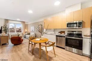 431 Dr Mlk Jr Blvd, East Orange, NJ 07018 - Photo 8