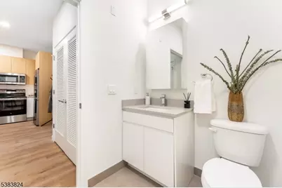 431 Dr Mlk Jr Blvd #516, East Orange, NJ 07018 - Photo 30