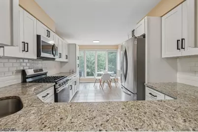 4 Tow Path Cres, Totowa, NJ 07512 - Photo 6