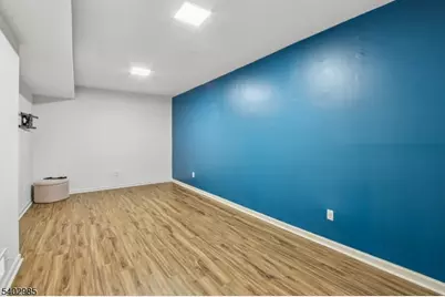 4 Tow Path Cres, Totowa, NJ 07512 - Photo 12