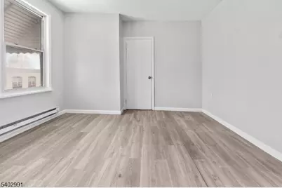 211 N 13th St, Newark, NJ 07107 - Photo 8