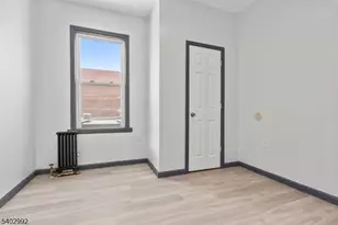 211 N 13th St, Newark, NJ 07107 - Photo 6