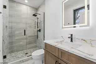 83 Falcon Rd, Livingston, NJ 07039 - Photo 34