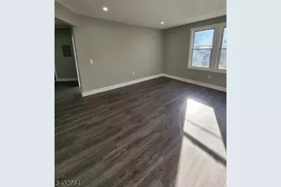 93 Hughes St #3, Maplewood, NJ 07040 - Photo 2