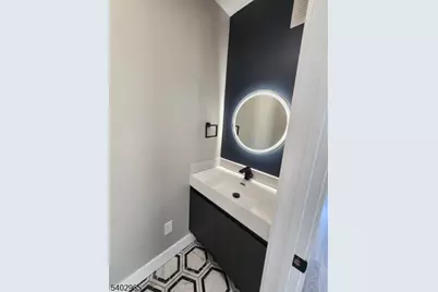 93 Hughes St #4, Maplewood, NJ 07040 - Photo 18