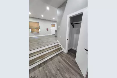 93 Hughes St #1, Maplewood, NJ 07040 - Photo 4