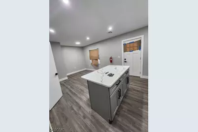 93 Hughes St #1, Maplewood, NJ 07040 - Photo 8