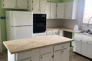 725 Elizabeth Ave, Newark, NJ 07112 - Photo 2