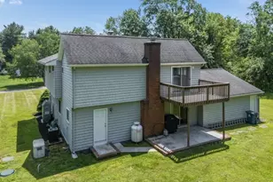 4 Orchid Pl, Clinton Township, NJ 08833 - Photo 2