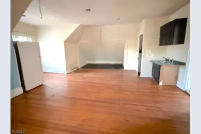 66 Scheerer Ave, Newark, NJ 07112 - Photo 10