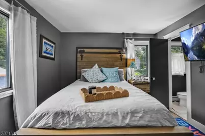 590 W Shore Trl, Sparta Township, NJ 07871 - Photo 22