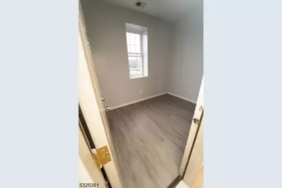 331 Straight St #3, Paterson, NJ 07501 - Photo 18