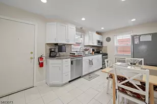 94 Trimble Ave, Clifton, NJ 07011 - Photo 8