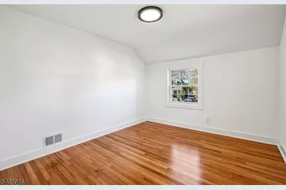 33 Springbrook Rd, Springfield Twp., NJ 07081 - Photo 20