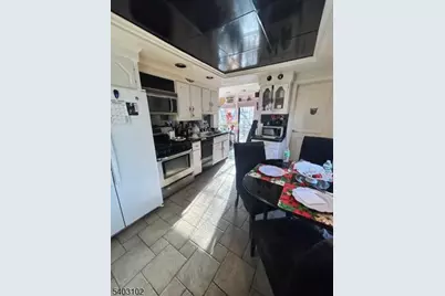 223 W Broadway, Paterson, NJ 07522 - Photo 10