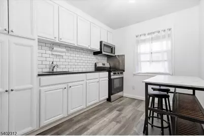 435 Teaneck Rd #11, Ridgefield, NJ 07660 - Photo 8