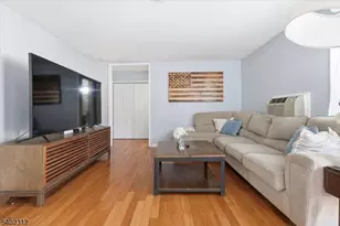 435 Teaneck Rd, Ridgefield, NJ 07660 - Photo 4