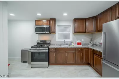 162 Glenwood Ave #3, Jersey City, NJ 07306 - Photo 8