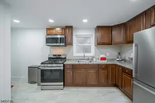 162 Glenwood Ave, Jersey City, NJ 07306 - Photo 8