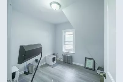 162 Glenwood Ave #3, Jersey City, NJ 07306 - Photo 36