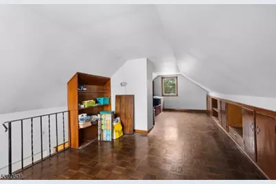 836 S Park Ave, Linden, NJ 07036 - Photo 16