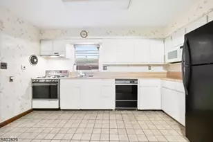 1225 Inwood Terrace, Fort Lee, NJ 07024 - Photo 8