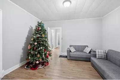 1124 Hampton Pl, Elizabeth, NJ 07201 - Photo 4