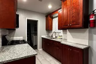 45 Fox St, Phillipsburg, NJ 08865 - Photo 2