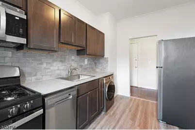 165 Franklin St #108, Bloomfield, NJ 07003 - Photo 2