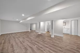 422 Hollow Rd, Montgomery Township, NJ 08558 - Photo 24