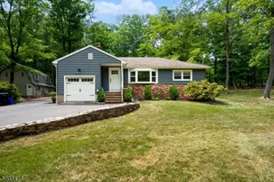 422 Hollow Rd, Montgomery Township, NJ 08558 - Photo 1